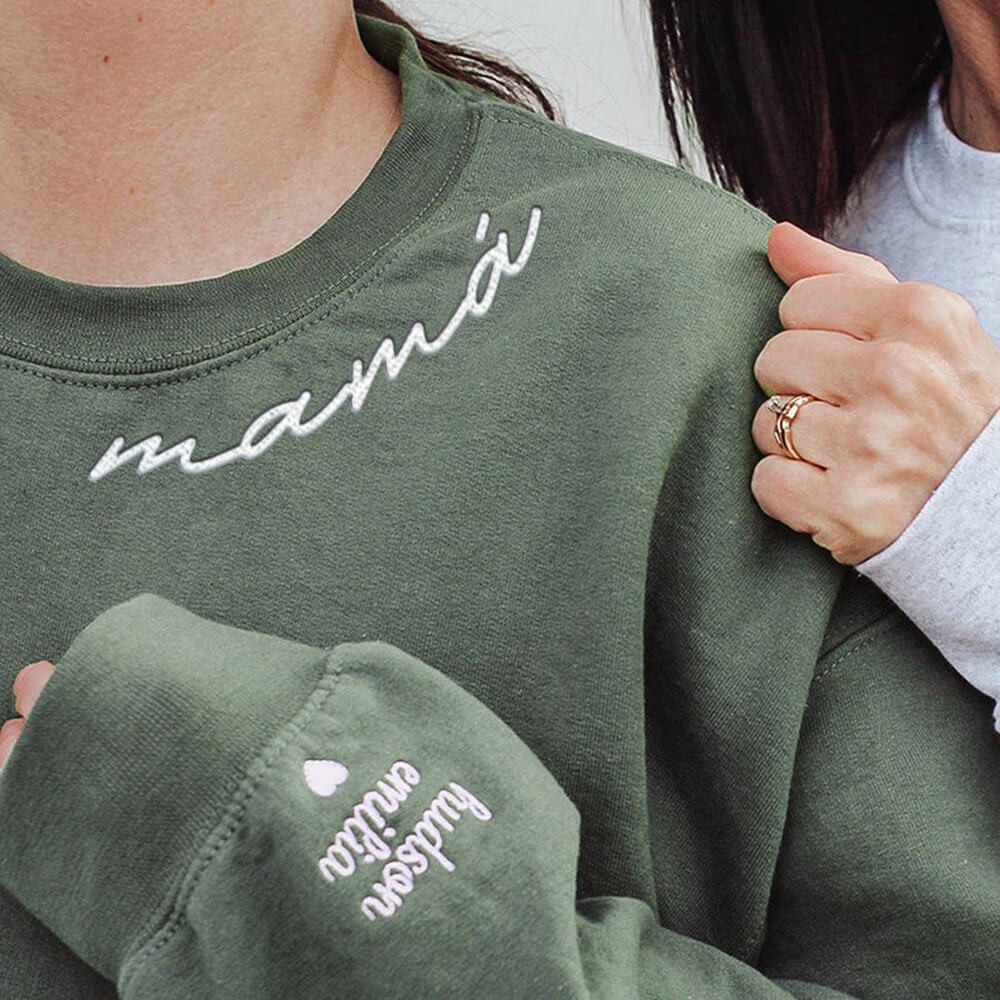 50% DE DESCUENTO Sudadera bordada personalizada con los nombres de los niños Regalo de Navidad para mamá Nueva mamá