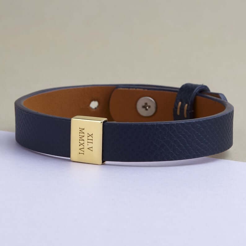 Pulsera de cuero personalizada con grabado
