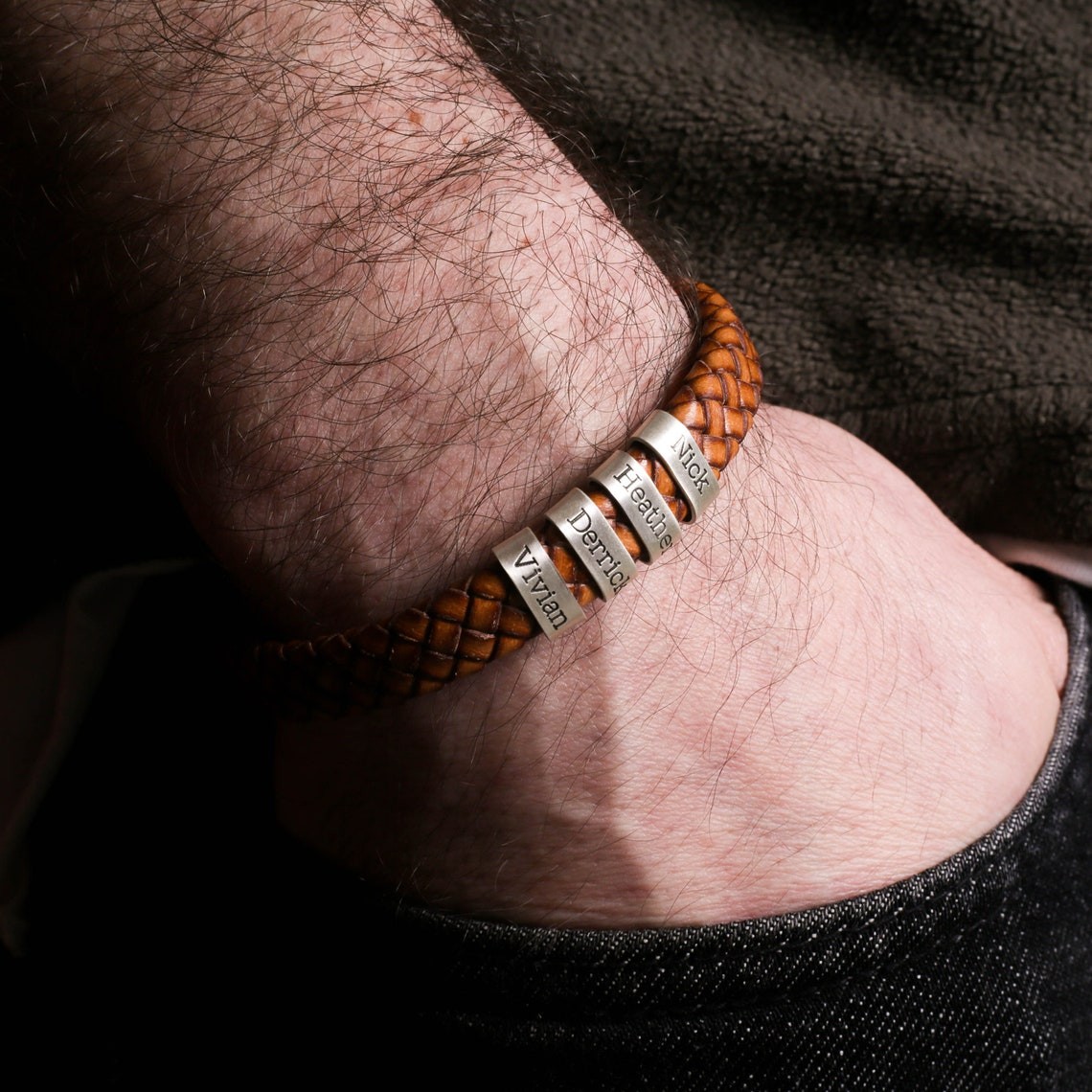 Pulsera de cuero trenzada de cuentas para hombre personalizada con 1-10 cuentas