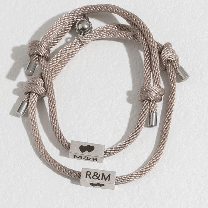 Juego personalizado de 2 pulseras magnéticas a juego para parejas