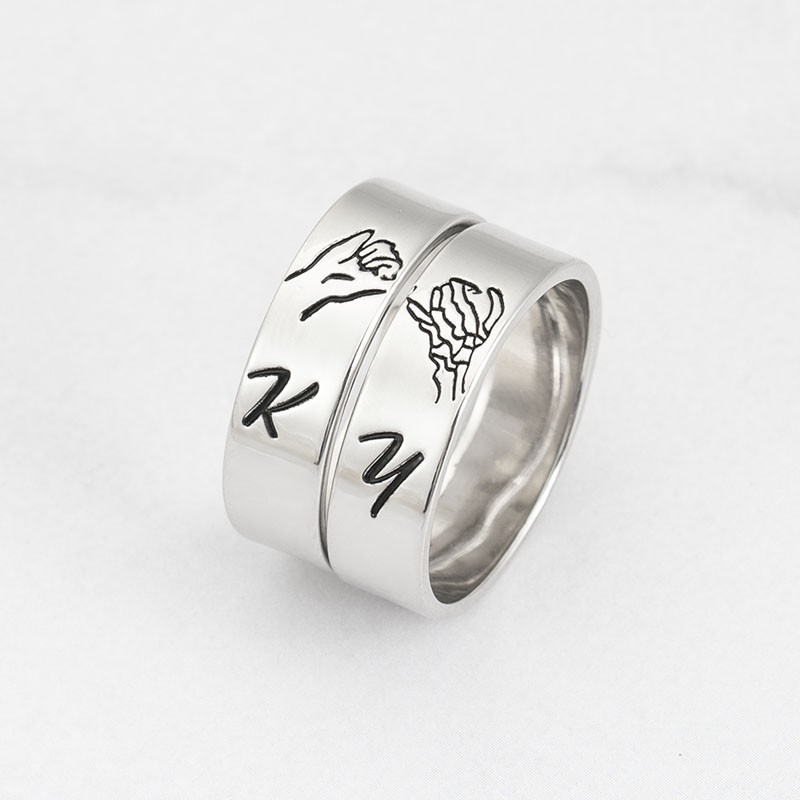 Juego de anillos para parejas con iniciales apilables Pinky Swear personalizado