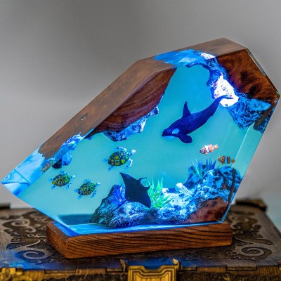 VENTA CALIENTE❗❗(40% DE DESCUENTO) Regalo de Navidad con luz nocturna de resina de orcas y tortugas