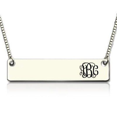 Collar con barra con monograma grabado