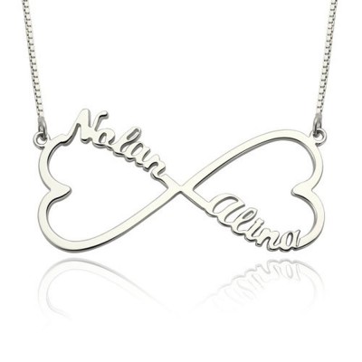 Collar con nombre infinito