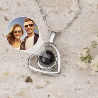 Collar de proyección de fotos de corazón personalizado