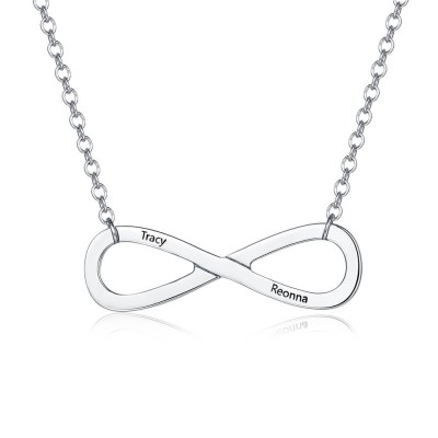 Collar con símbolo de infinito grabado