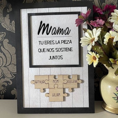 Mamá, eres la pieza que nos mantiene unidos | Placa de madera personalizada con 1-20 piezas de puzzle | Regalo para el Día de la Madre
