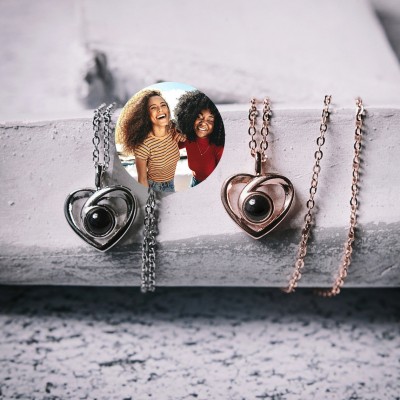 Collar de proyección de fotos de corazón personalizado