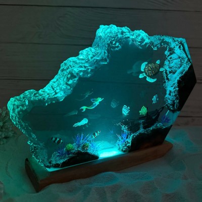 VENTA CALIENTE❗❗(60% DE DESCUENTO)Luz nocturna de resina de sirena y tortuga