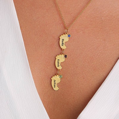 Collar de mamá personalizado chapado en oro de 18 quilates con pies de bebé 1-10 colgantes
