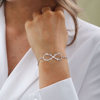 Pulsera Infinity Charm personalizada