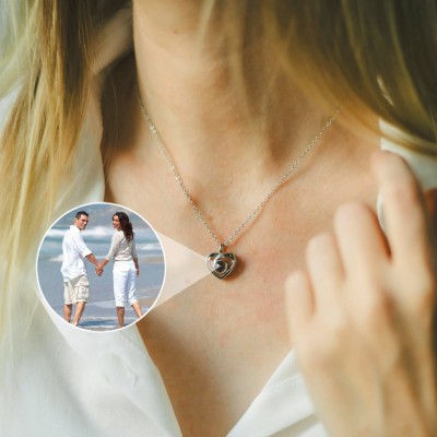 Collar de proyección de fotos de corazón conmemorativo personalizado Aniversario, regalo de cumpleaños