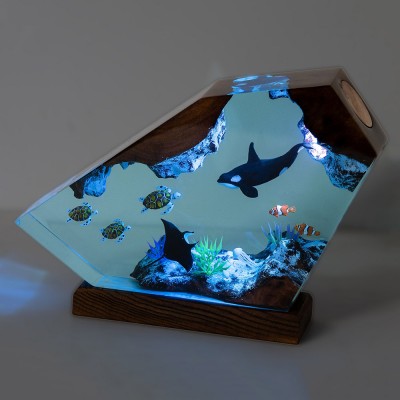 VENTA CALIENTE❗❗(40% DE DESCUENTO) Regalo de Navidad con luz nocturna de resina de orcas y tortugas