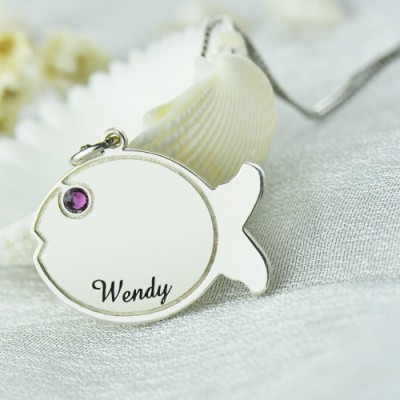 Collar de piedra de nacimiento de pez con nombre grabado