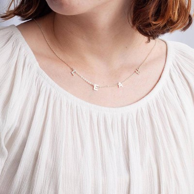 Collar inicial personalizado con 1-10 iniciales