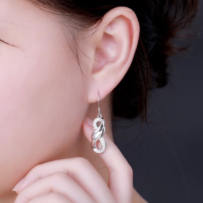 Aretes Infinity Two Nombres personalizados en Plata