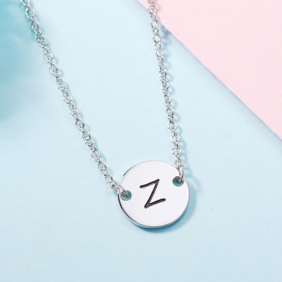 Collar con Inicial con Moneda Grabada Personalizada