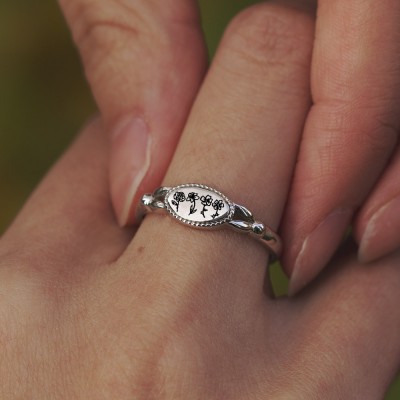 Anillo de flor de nacimiento personalizado de plata de ley 925